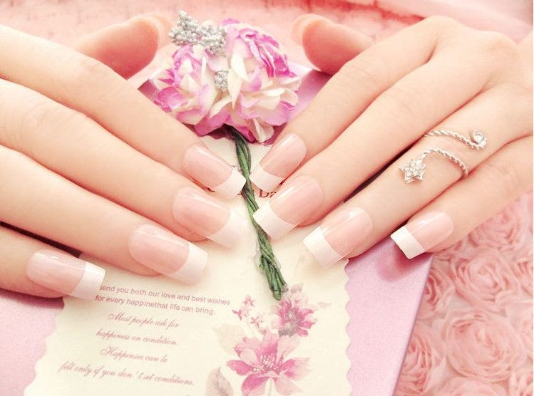 Nail Art French Style Tips